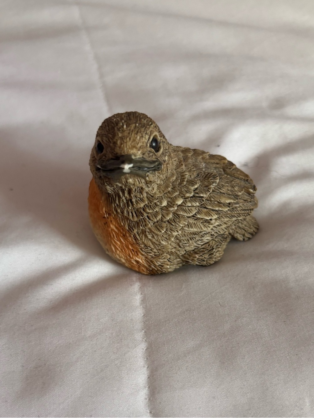 VTG 1988 UDC Backyard Birds Baby Robin Figurine Suzan Bradford